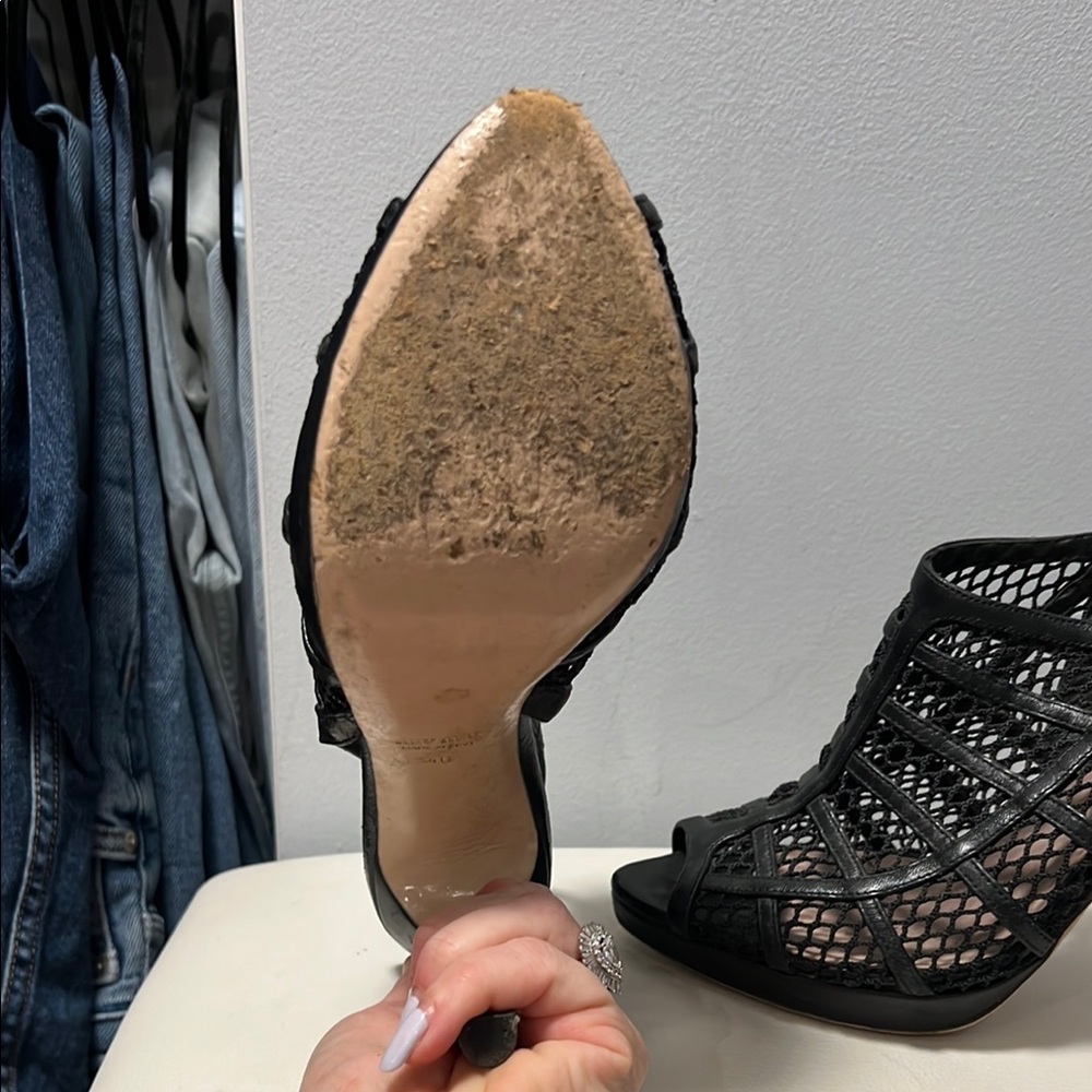 Miu Miu Black Stiletto Heels with Peep-Toe Design - Picture 5 of 6